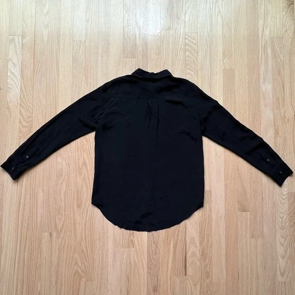Everlane Black Button-Up 100% Silk Shirt - Size 2 - Picture 6 of 8